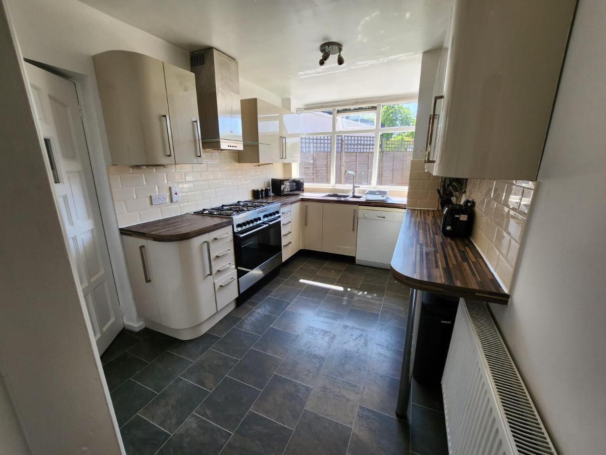 Solihull Shared House Acocks Green Exteriör bild