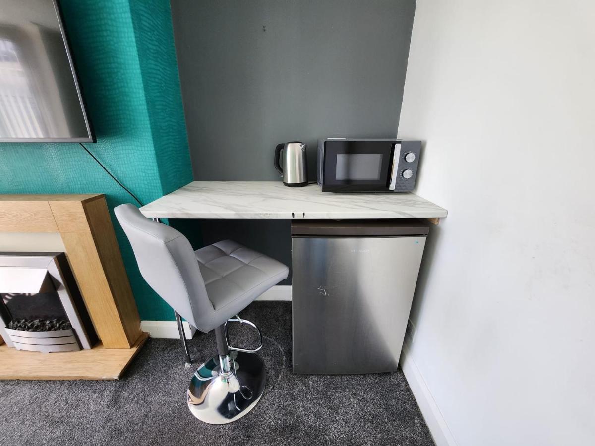 Solihull Shared House Acocks Green Exteriör bild